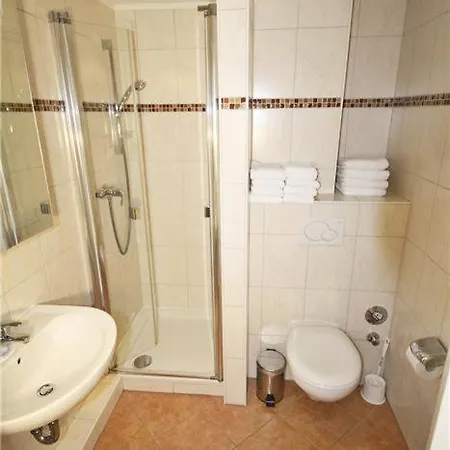 Haus-kaept-n-hein-cors-1-og-dg-wohnung-04 *